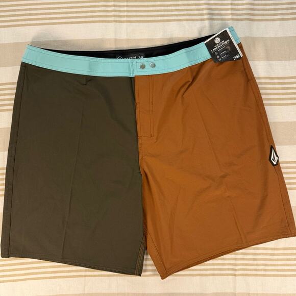 Volcom NWT | Liberators color block water surf board short swim trunks | size 38 - Picture 1 of 5